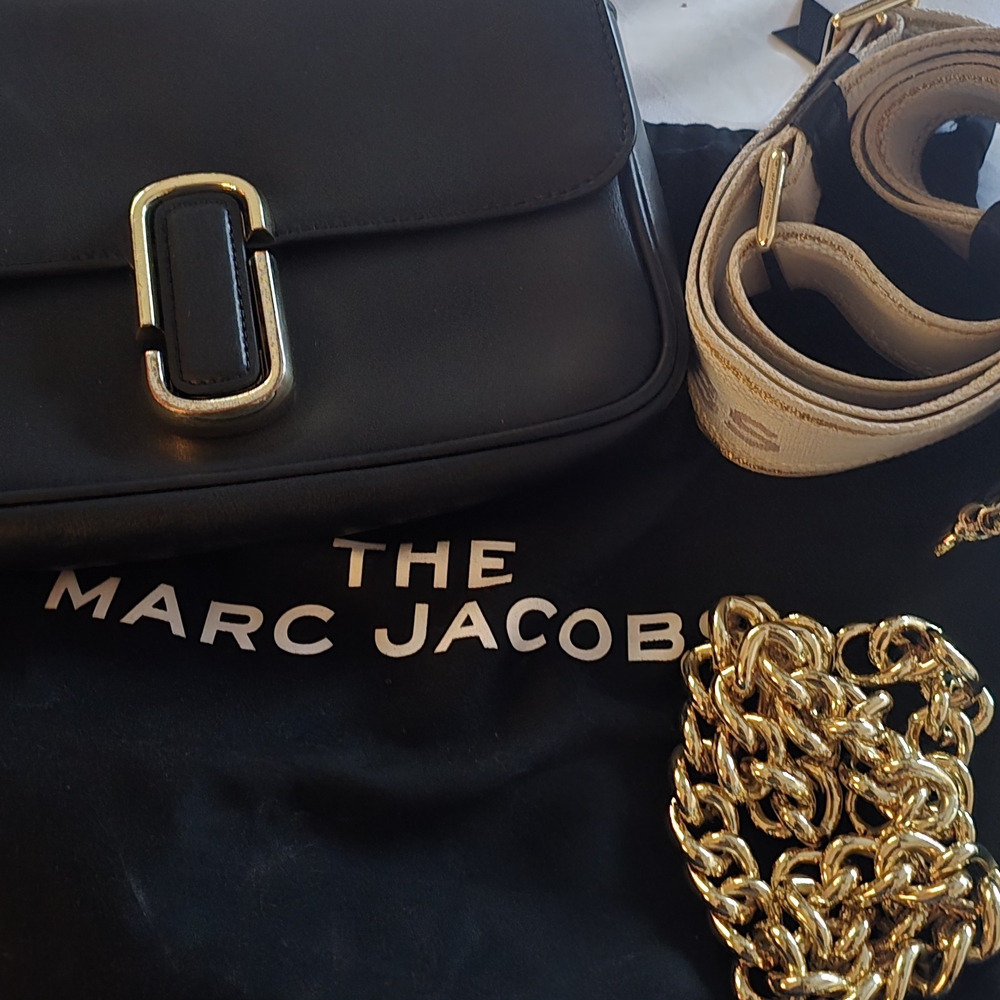 Marc Jacobs Black Leather Crossbody Bag